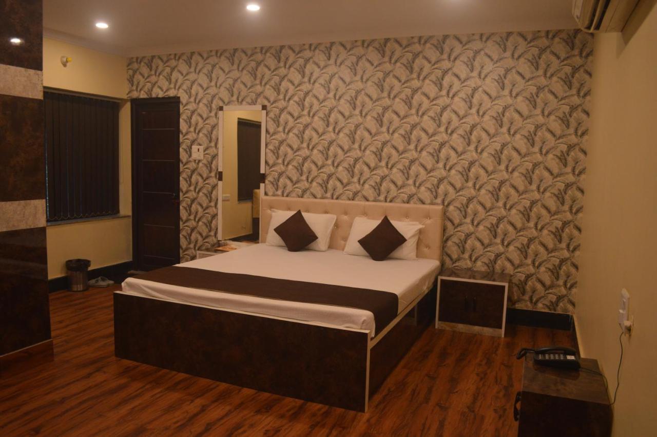 Hotel Wb40 Durgápur Kültér fotó