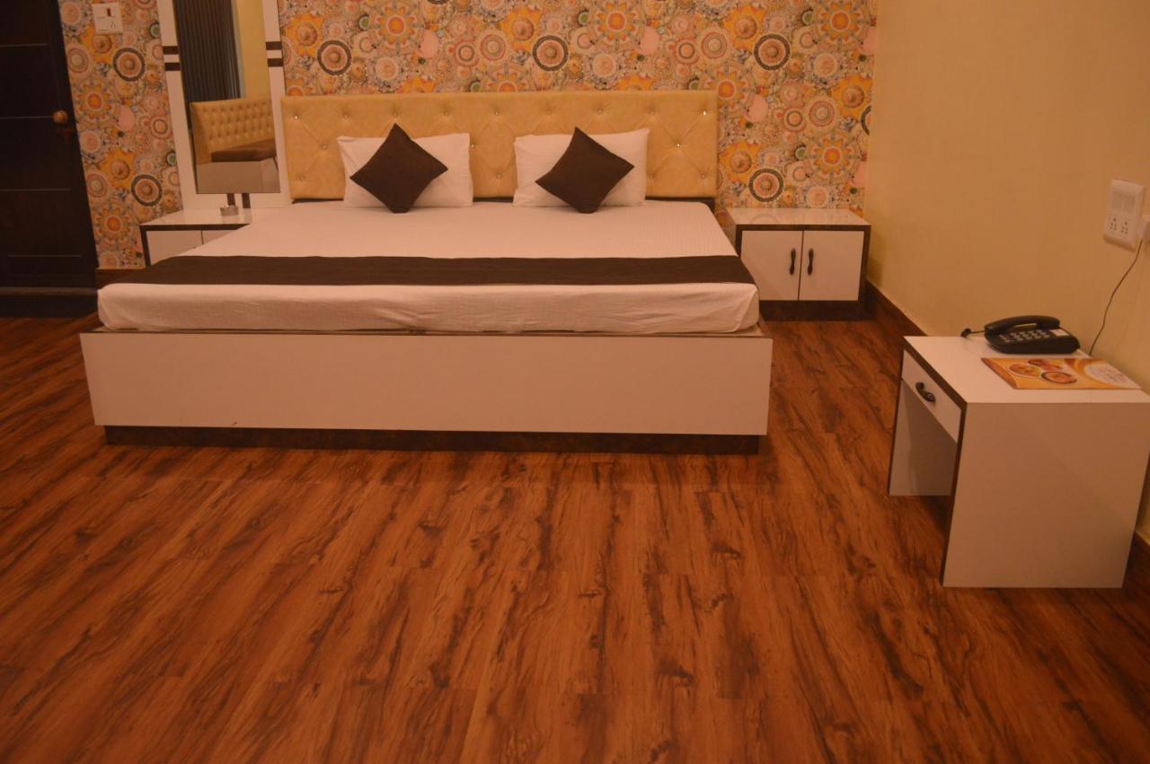Hotel Wb40 Durgápur Kültér fotó
