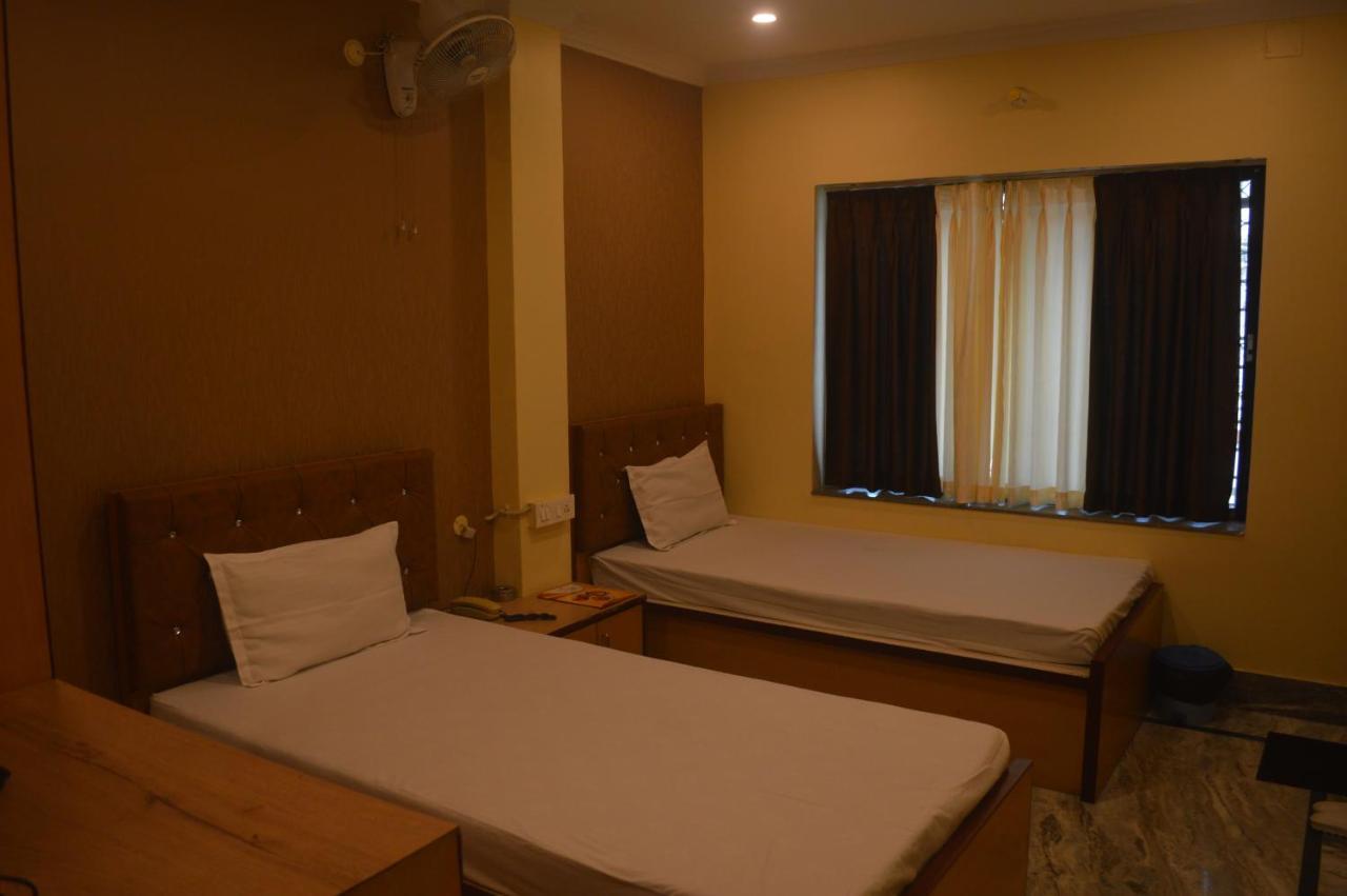 Hotel Wb40 Durgápur Kültér fotó