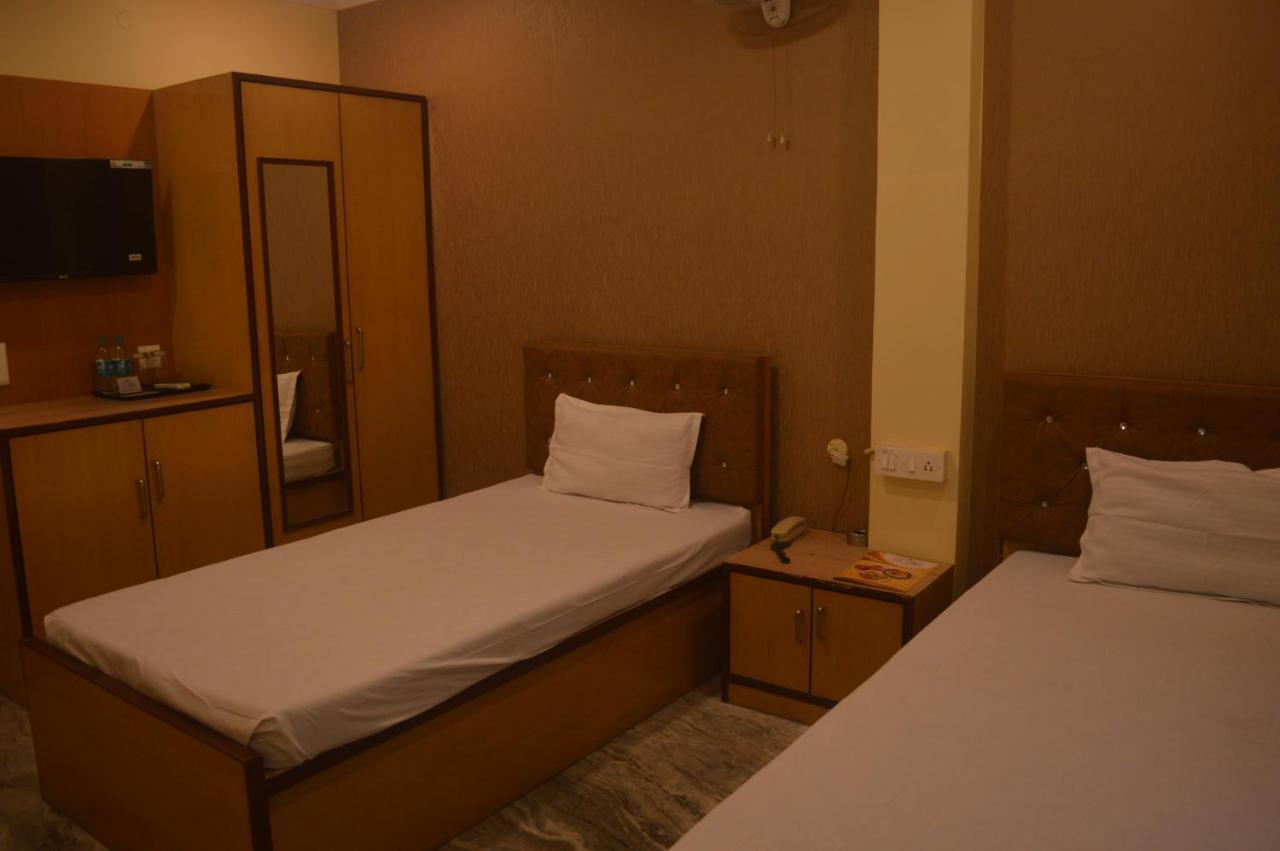 Hotel Wb40 Durgápur Kültér fotó