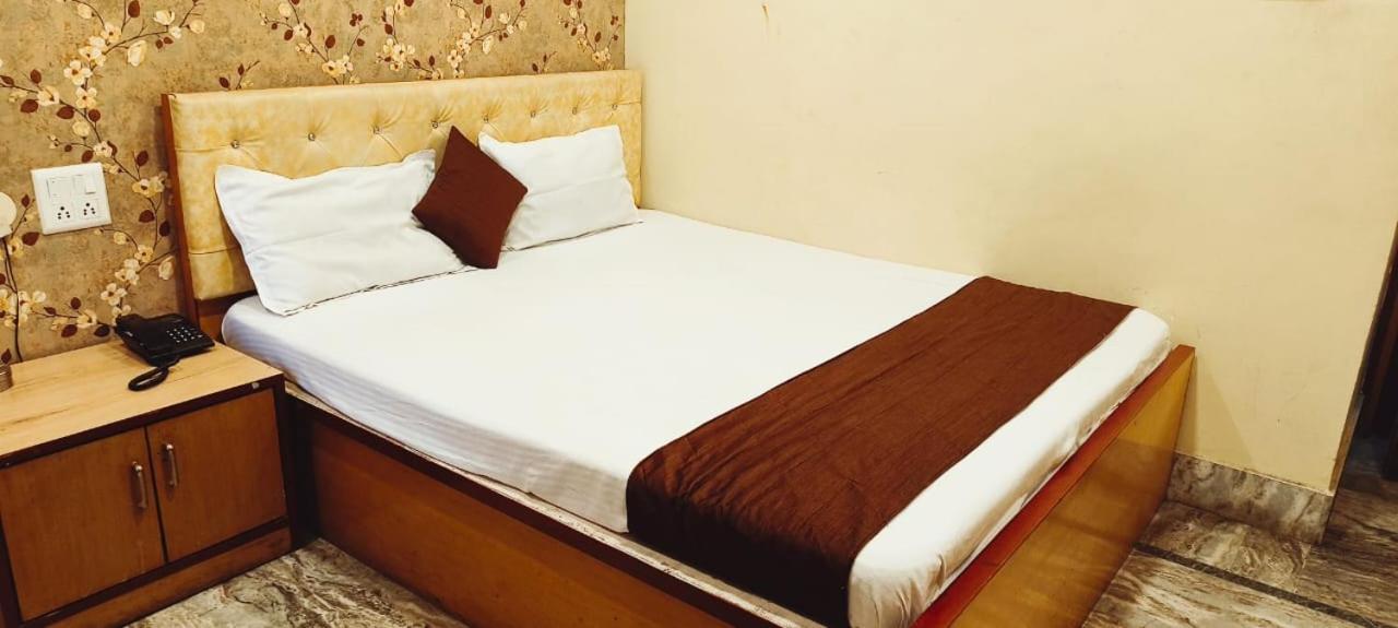 Hotel Wb40 Durgápur Kültér fotó